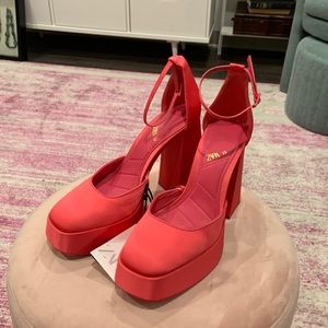 NWT Zara pink platform heels